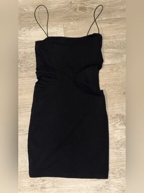 🖤✨ Zara Black Cutout Mini Dress ✨🖤